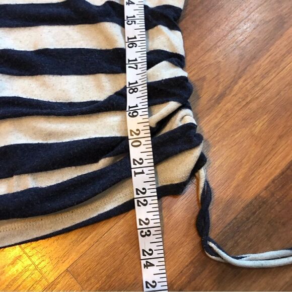 Juniper Ln Maternity short sleeve navy blue and white striped size Large - Picture 4 of 11